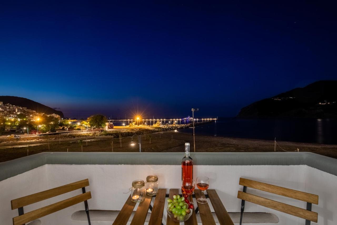 Uncle John'S Guesthouse Skopelos Exterior foto